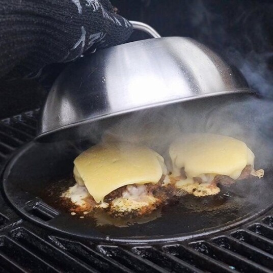 Mustang Grillkuppel i rustfritt stål Ø 22,5 cm Mustang Grillkuppel i rustfritt stål Ø 22,5 cm