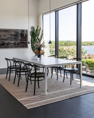 Inhouse Group Grinda natur håndvevd ullteppe