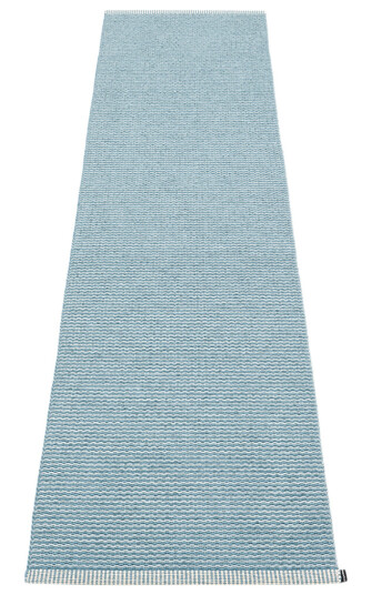 Pappelina Mono matte blå tåke 60x250 cm Pappelina Mono matte blå tåke 60x250 cm