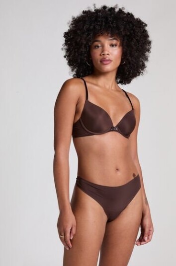 Hunkemöller Usynlig grunnleggende thong Brun