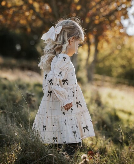 Fliink Bow Ls Dress Light Woven Sandshell Aop. (110 / 5 år)