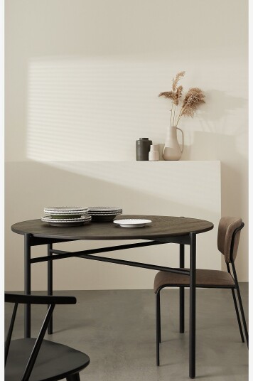 Ellos Home   Spisebord Essence Ø 124 cm   Brun