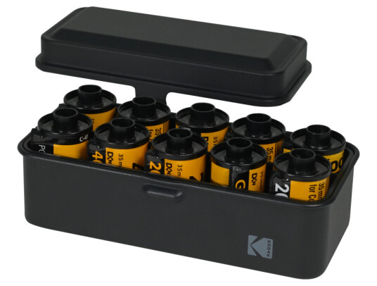 Kodak Film Case 120/135 (Large) Black Oppbevaringsboks for film Kodak Film Case 120/135 (Large) Black Oppbevaringsboks for film