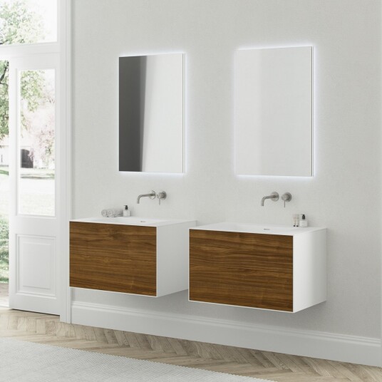 Copenhagen Chic 80 Baderomsmøbler MKII isbrehvit Corian® med amerikansk valnøtt