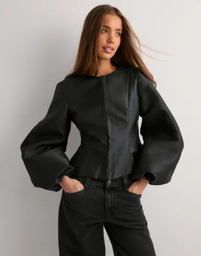 Malina Svart Vendela Balloon Sleeve Blouse