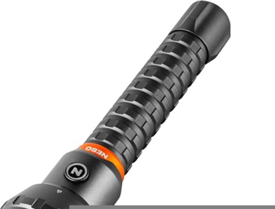 Nebo Redline 12K LED Lommelykt (220m)