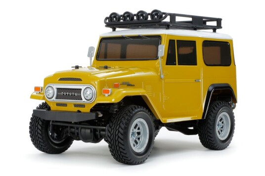 Tamiya 47490 CC 02 Toyota Land Cruiser 40 Yellow Painted Body