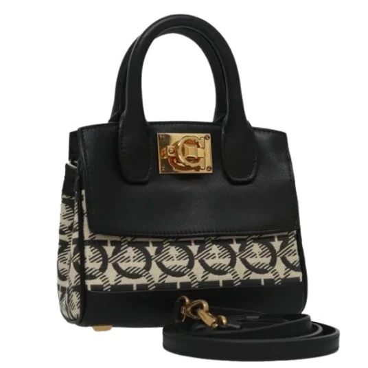 Salvatore Ferragamo Pre-owned Dame Pre-owned Svart