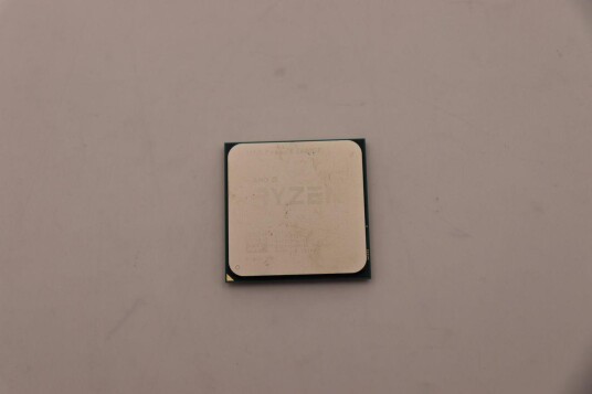 Lenovo AMD Ryzen 5 5600GE Lenovo AMD Ryzen 5 5600GE