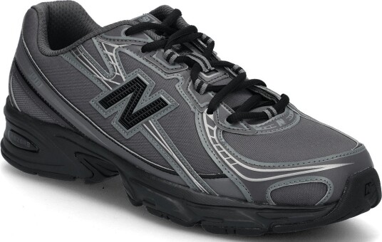 New Balance | New Balance 740 | 42.5