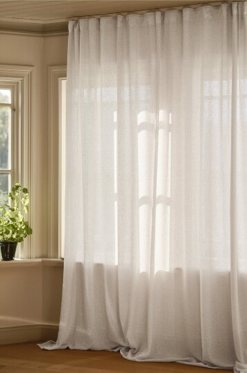 Jotex Bouclégardin 1lengde Ekstra Bred Naturhvit BELLA 206598601220