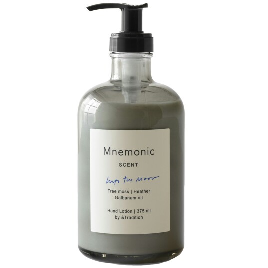 &Tradition Mnemonic MNC2 håndkrem 375 ml Into the moor &Tradition Mnemonic MNC2 håndkrem 375 ml Into the moor