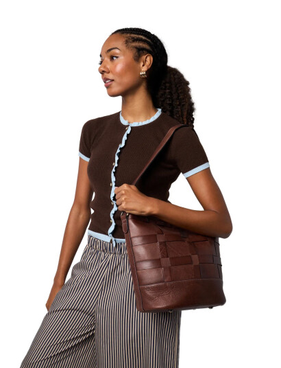 RE:DESIGNED EST 2003 Noor Big Brown ONE SIZE RE:DESIGNED EST 2003 Noor Big Brown ONE SIZE