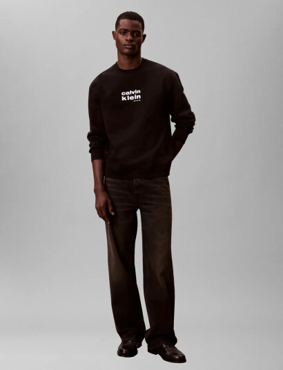 Calvin Klein Ls 350Fleece Retro Graphic Crewn - Black - XXL Calvin Klein Ls 350Fleece Retro Graphic Crewn - Black - XXL