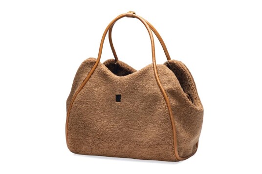 Designed By Lotte Tebby Bæreveske Cognac 43Cm