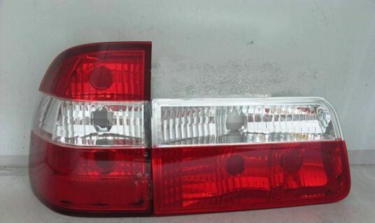 Camco Baklyktesett
2001 design rød/hvit 7 8758RC Camco Baklyktesett
2001 design rød/hvit 7 8758RC