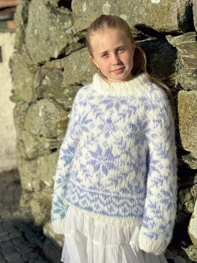 24-30b Carly barnegenser (Mohair + Caness) 24-30b Carly barnegenser (Mohair + Caness)