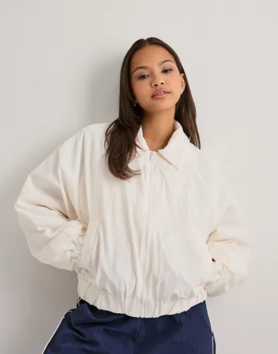 New Balance   Hvit   Woven Bomber Jacket