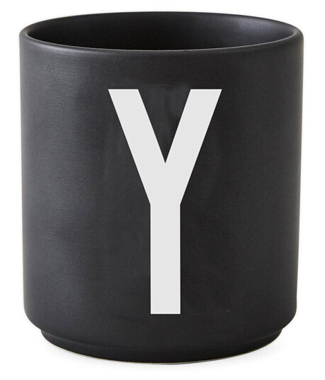Design Letters kopp svart Y Design Letters kopp svart Y