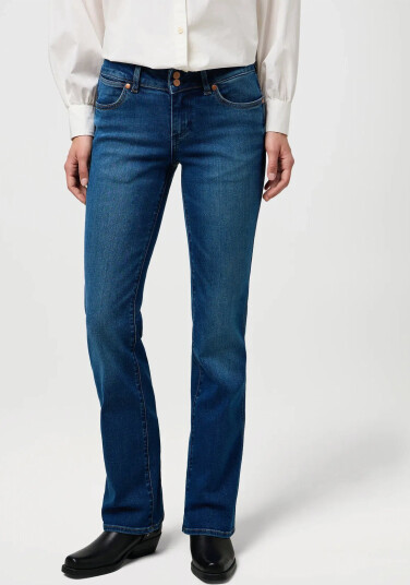 Wrangler Low Rise Bold Boot - Blue - 25 x 30 Wrangler Low Rise Bold Boot - Blue - 25 x 30