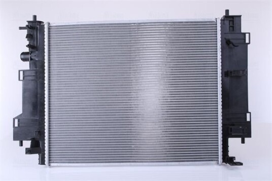 Radiator NISSENS 637662