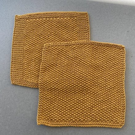 Rito Krea Pearl Strikkepinner Linjaler Strikkeoppskrift 25x25 cm