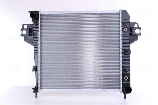 Radiator NISSENS 61017