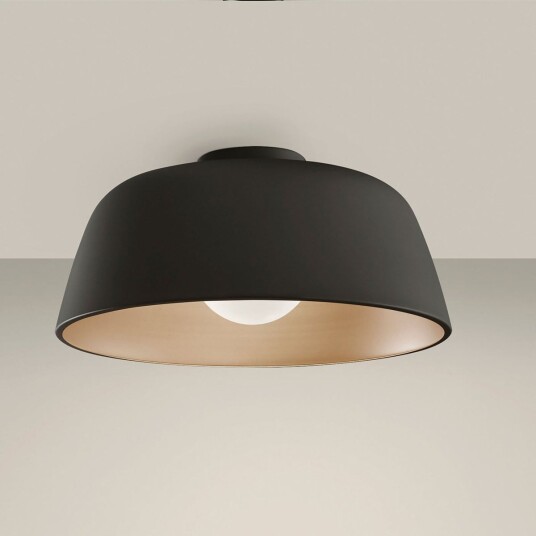 Nordesign Miso taklampe 43,3 cm - Svart/Gullfarget