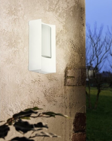 Eglo Casilda Ute Vegglampe 660 Lm Ip44 Hvit