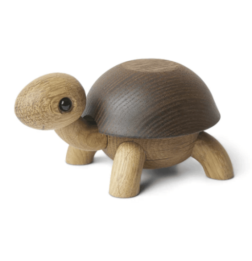 Spring Copenhagen Speedy skilpadde dekorasjon 4 cm Eik-ask Spring Copenhagen Speedy skilpadde dekorasjon 4 cm Eik-ask