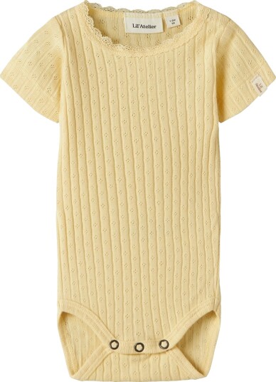 Lil"Atelier Nbfhaldis Ss Slim Body Lil Yellow 68 Lil"Atelier Nbfhaldis Ss Slim Body Lil Yellow 68