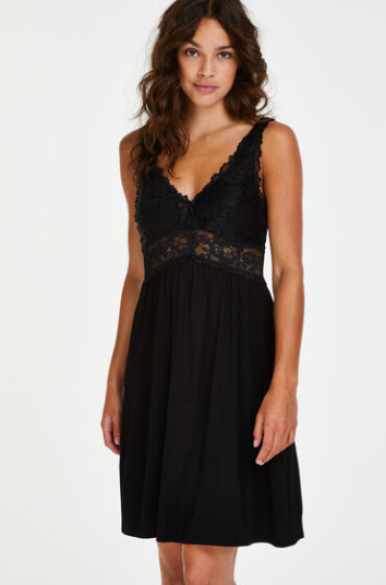 Hunkemöller Nora Lace slipkjole Svart 2XS