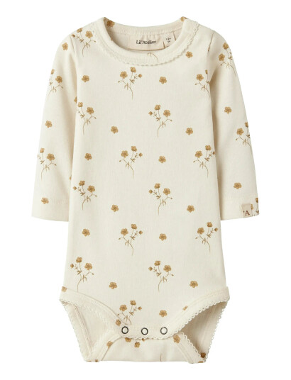 Lil"Atelier Nbflayo Sig Ls Slim Body Lil Cream 74 Lil"Atelier Nbflayo Sig Ls Slim Body Lil Cream 74