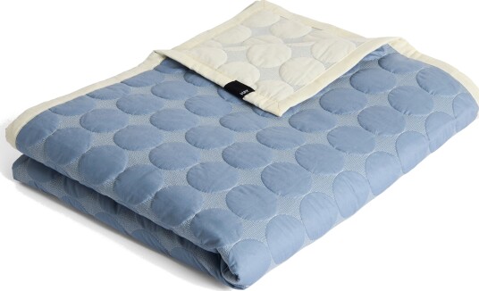 Mega Dot Sengeteppe 260x260 cm Dusty Blue Mega Dot Sengeteppe 260x260 cm Dusty Blue