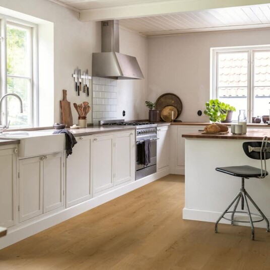 Vinylgulv Pergo Namsen Pad Pro Natural Forest Oak