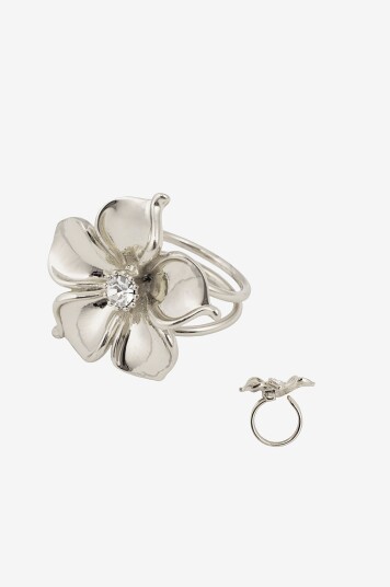 Ioaku Ring LA Fleur Ring 7 Gold/white Stainless Steel Sølv