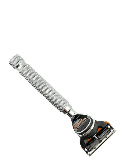 Parker Parker Heavyweight Chrome Textured Handle Fusion Compatible Razor With A Fusion Blade - Silver - ONE SIZE Parker Parker Heavyweight Chrome Textured Handle Fusion Compatible Razor With A Fusion Blade - Silver - ONE SIZE