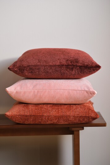 Jotex Putetrekk 3 pakke 50x50 Cm Rød/rosa CHLOE Kjøp Pynteputer & putetrekk hos Jotex