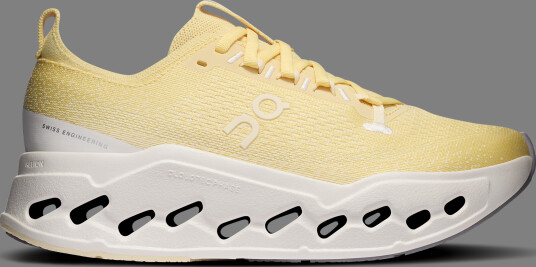 On Women"s Cloudsurfer Max Dijon ivory 37.5