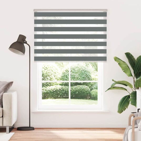 Sebragardin mørkegrå 155x230 cm stoff bredde 150,9 polyester