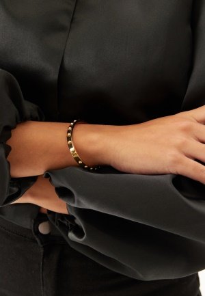 BY JOLIMA Fiona Dot Bangle Gold Gold Onesize