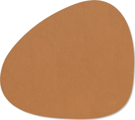LIND DNA Serene spisebrikke curve S 24 x 28 cm Nature LIND DNA Serene spisebrikke curve S 24 x 28 cm Nature