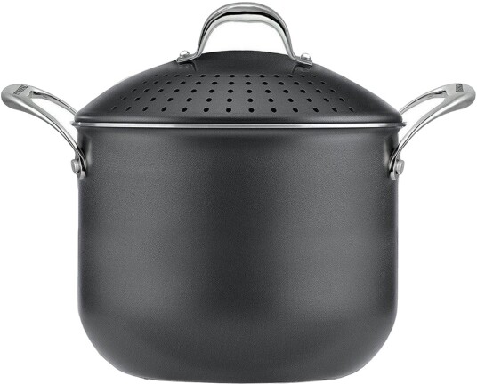 Pensofal Invictum Pro kjele med integrert sil 5L svart