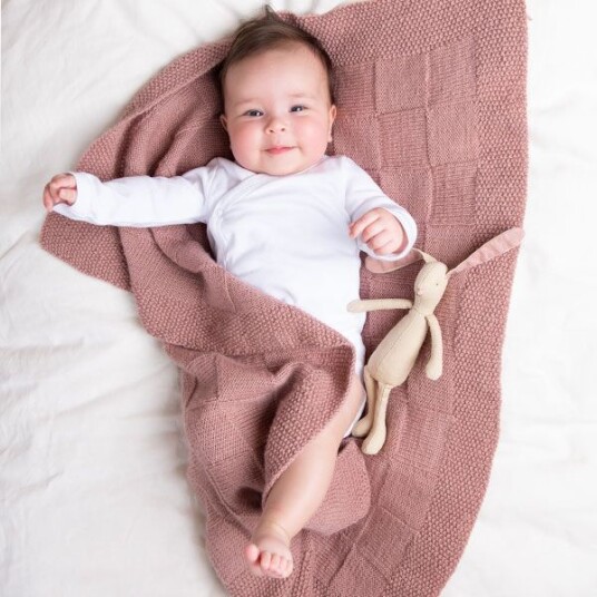 Strikk Babyteppe Garnpakke Bluum Pure Eco Baby Wool Strikk Babyteppe Garnpakke Bluum Pure Eco Baby Wool