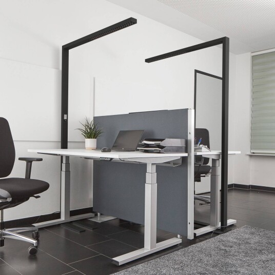 Arcchio LED-gulvlampe til kontor Jolinda sensor dim svart