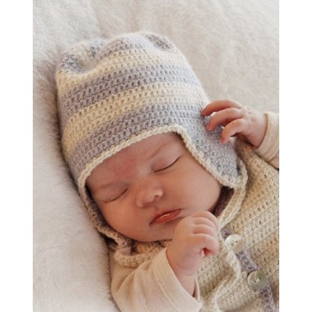 Heartthrob Hat by DROPS Design Baby Lue Hekleoppskrift str 1 mdr 4 år