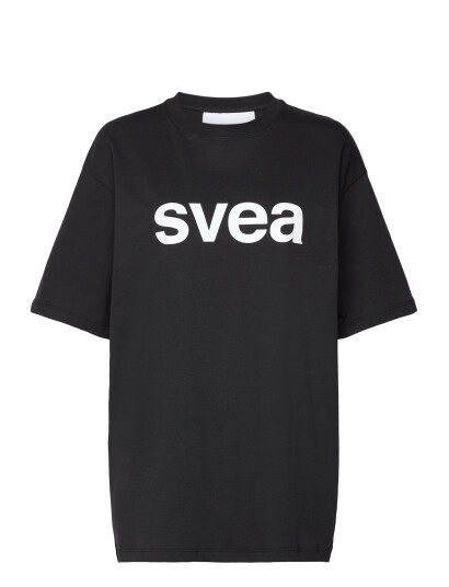 Svea Smaustin Boxy Logo Ss T-Shirt - Black - S