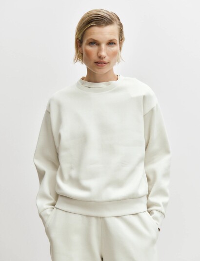 Enkel Studio O Neck Sweat Oversize Cream L