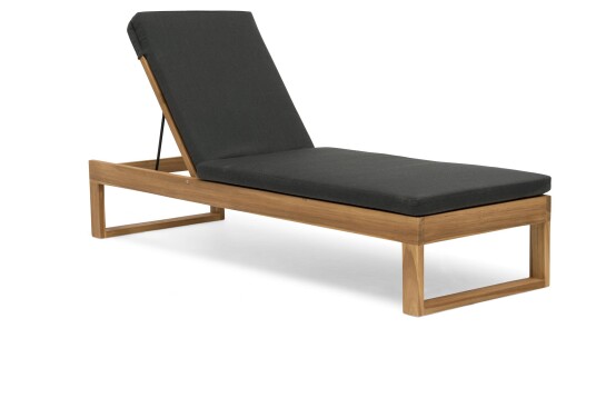 Hillerstorp Himmelsnäs solseng Teak med grå pute Natur Hillerstorp Himmelsnäs solseng Teak med grå pute Natur