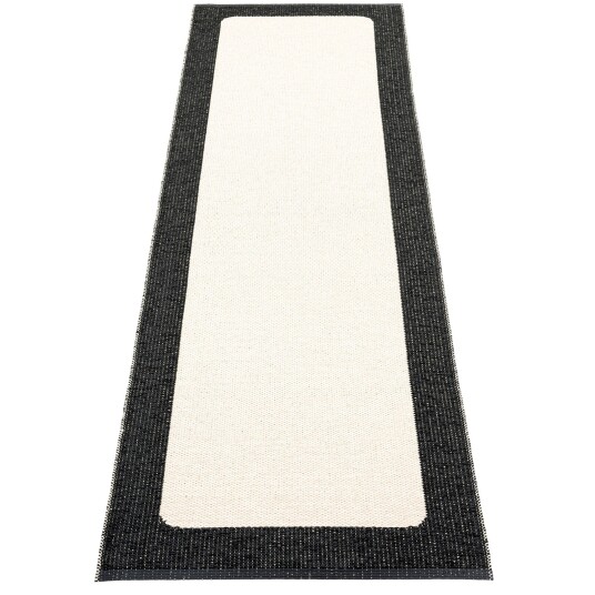 Pappelina Gulvteppe Ilda 70 x 240 cm. black/vanilla